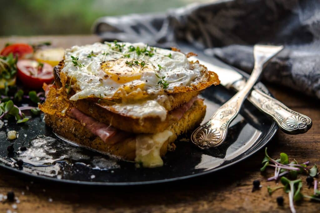 sunny side-up egg and bread on plate